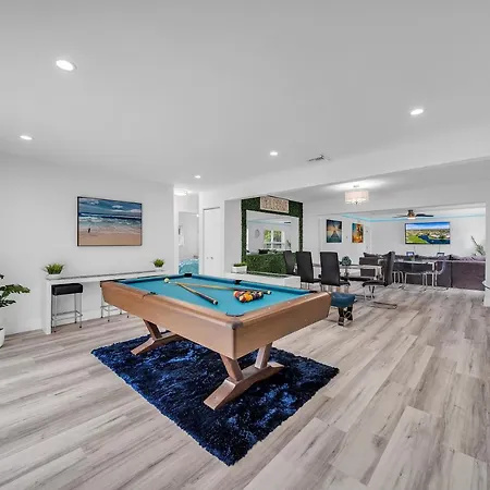 Sweet Escape 5 Br/2Ba Min From Airport And Beach